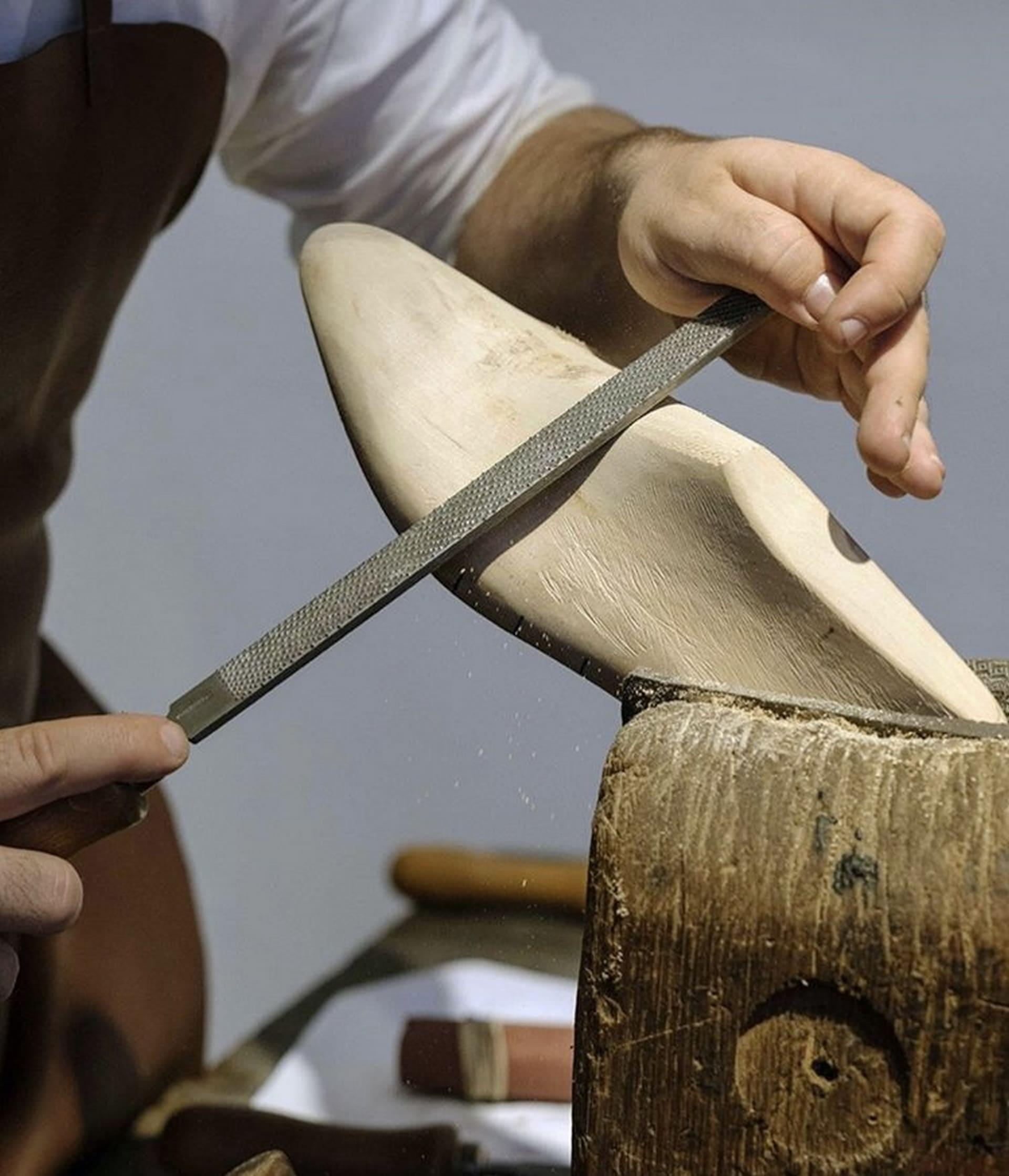 Эксклюзивный Bespoke сервис от John Lobb