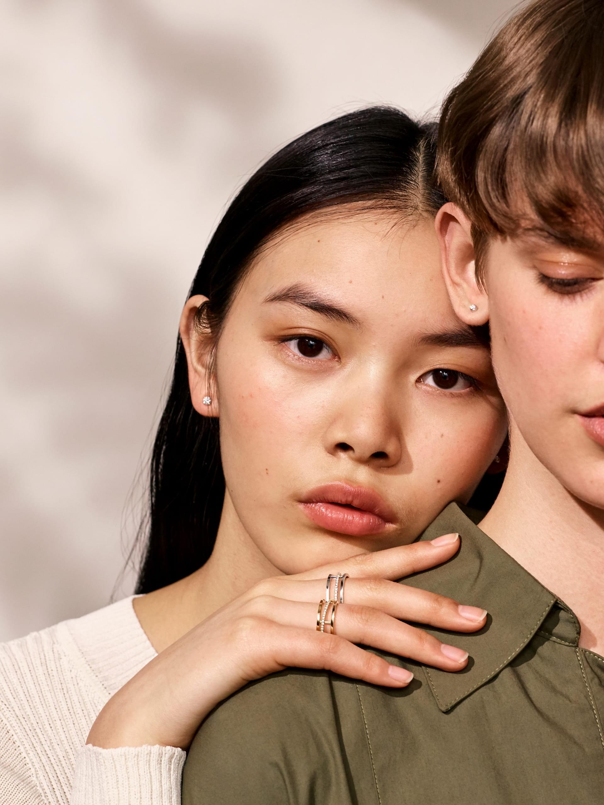 De Beers анонсирует новую эстетику, представляя кольцо The Horizon