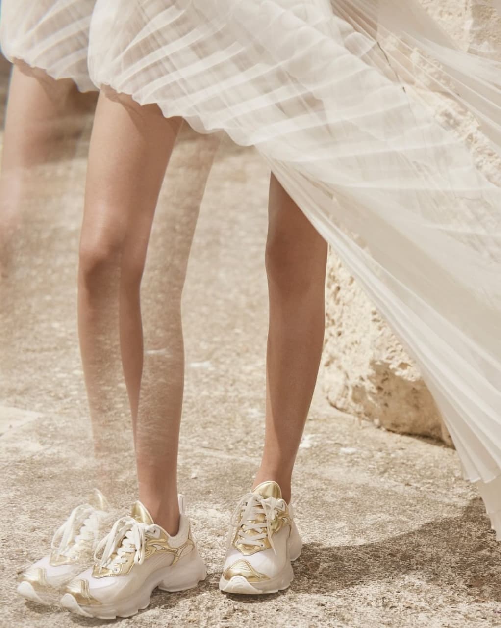 Круизная коллекция Dior в фирменном бутике бренда