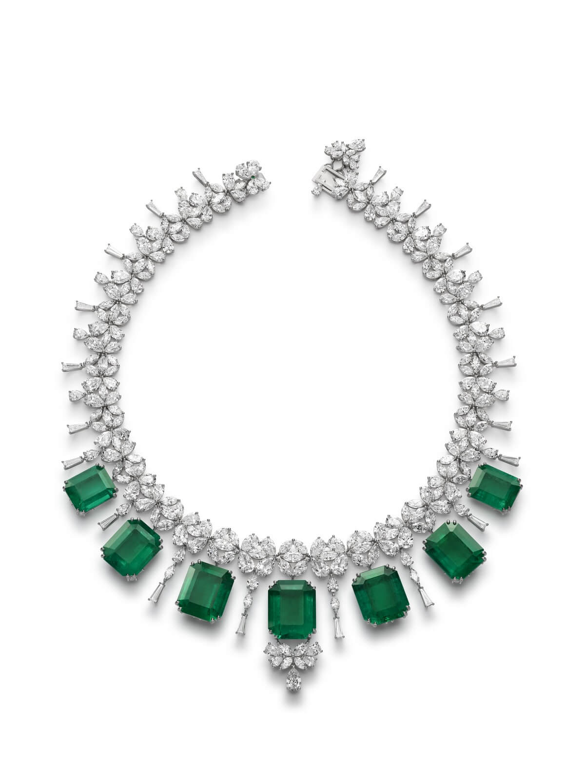 «Оскар-2023»: ювелирные образы звезд