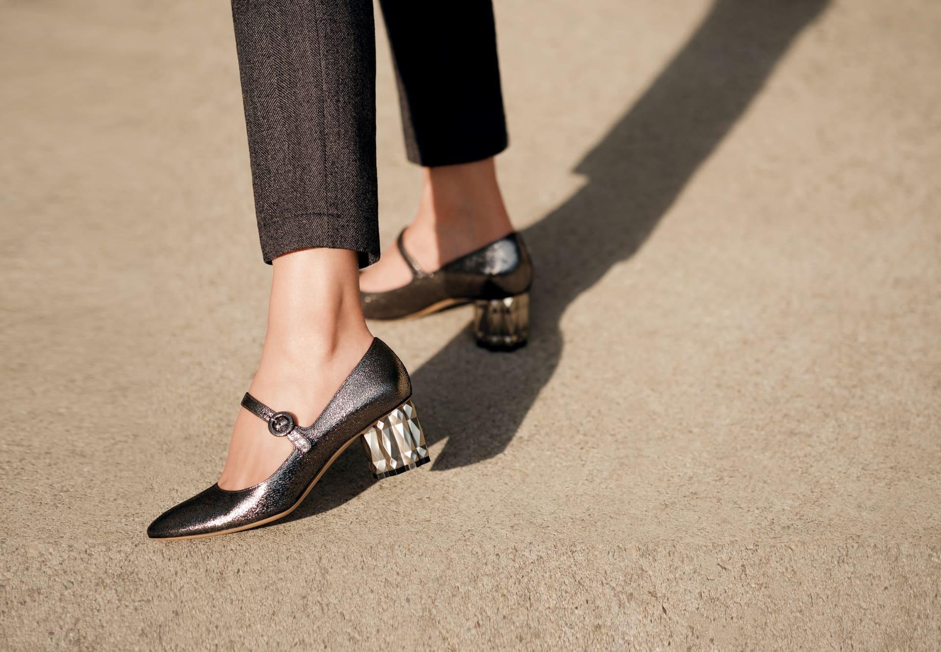 Salvatore Ferragamo представляет коллекцию Refracted