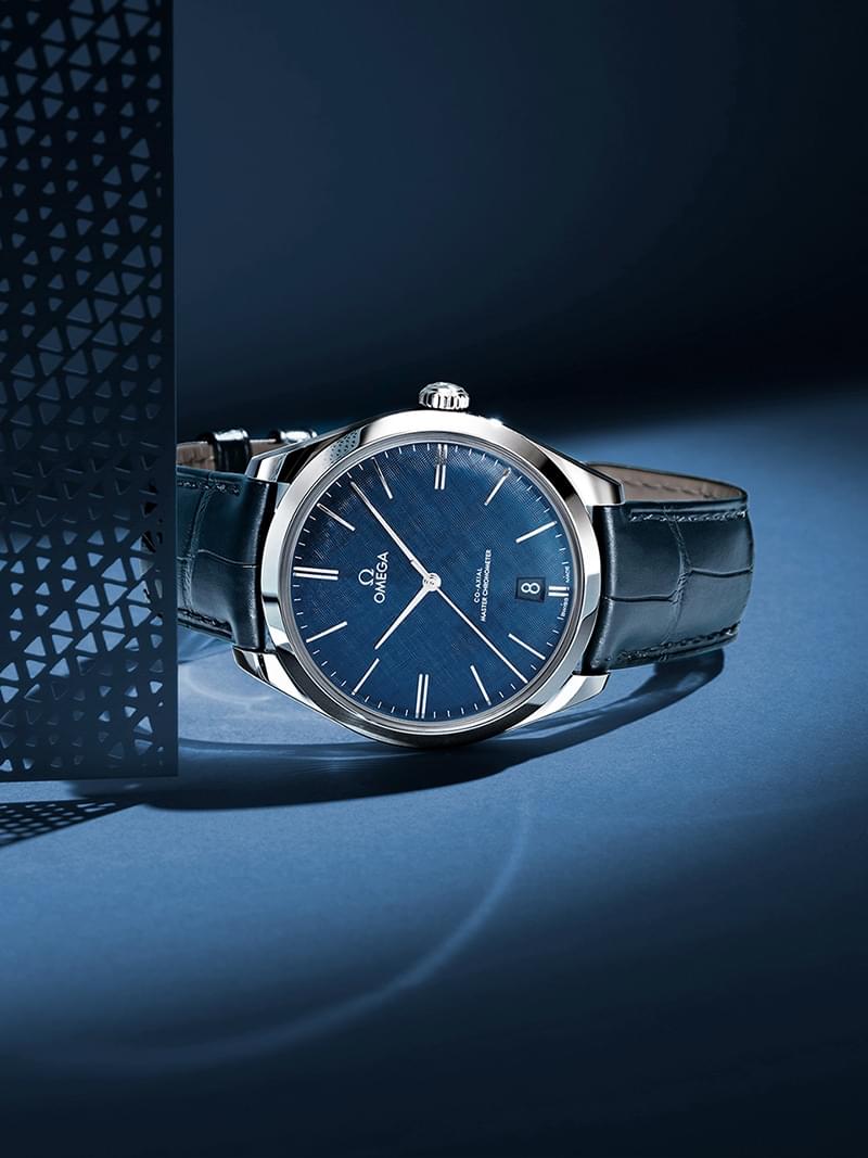 OMEGA представили последние модели часов этого года 2019