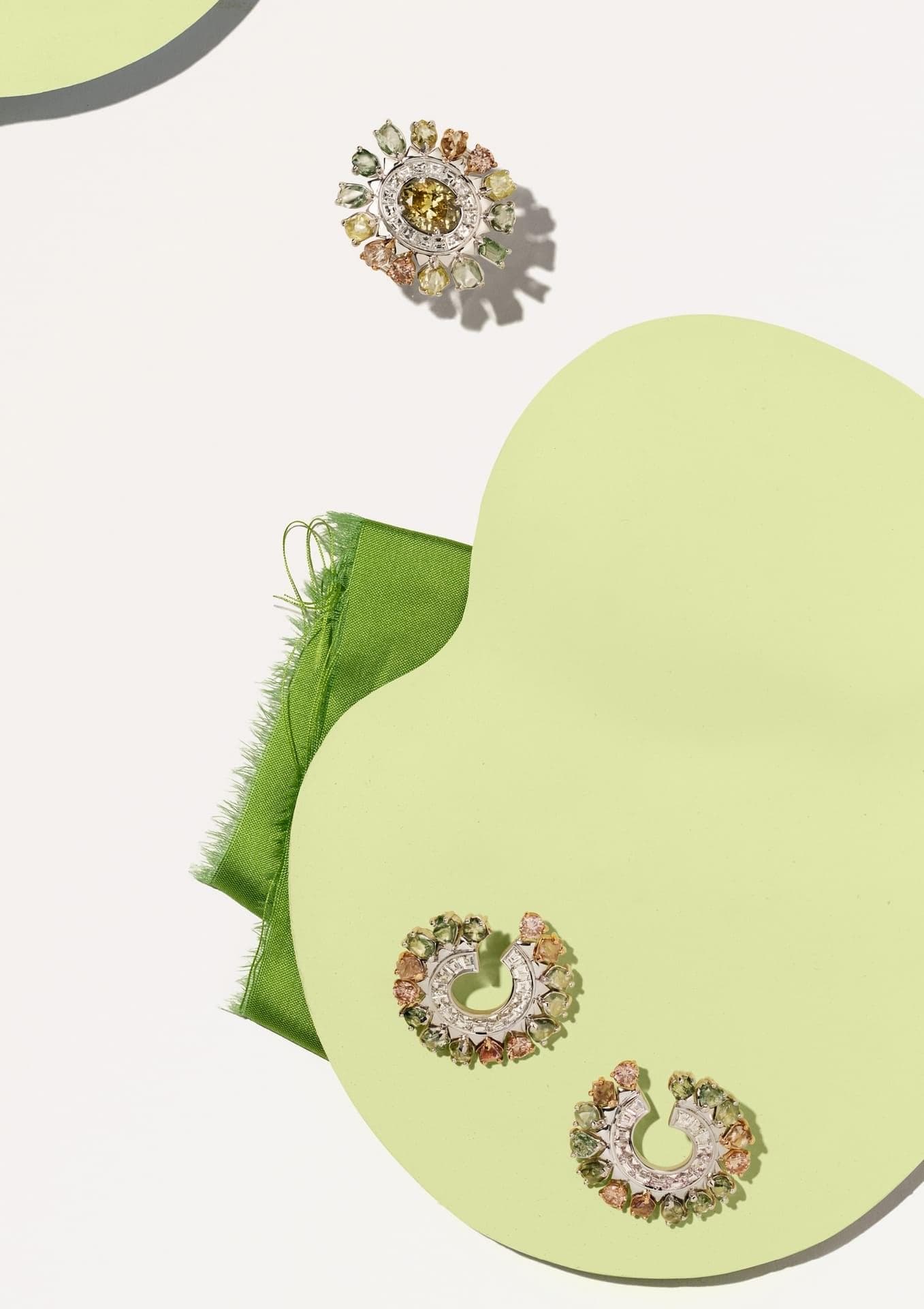 Образы природы от De Beers