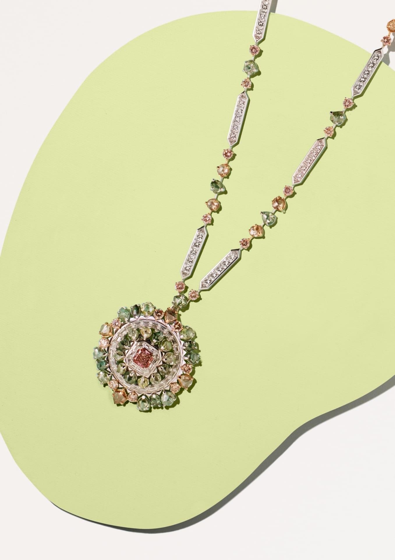 Образы природы от De Beers