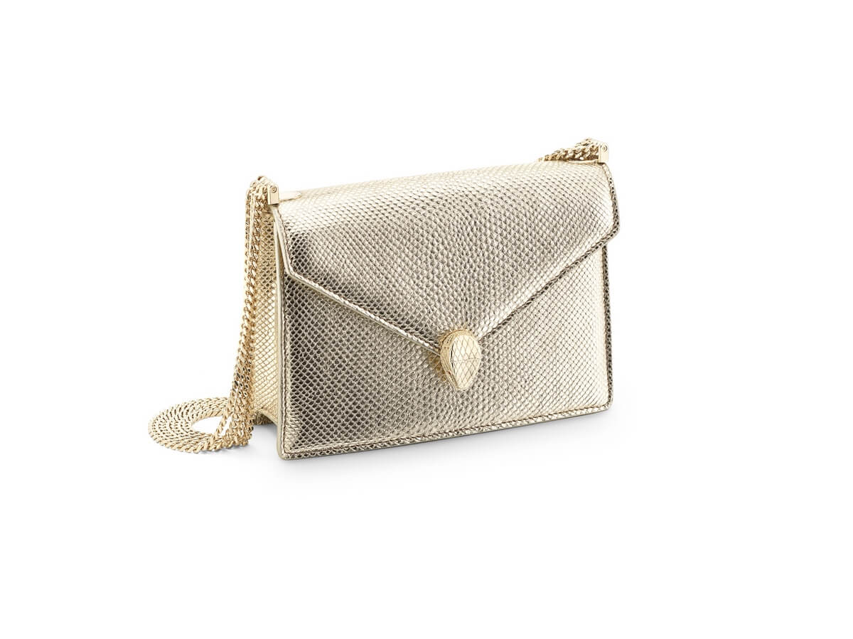 Дженнифер Лопез и Эмма Робертс с сумочками BVLGARI