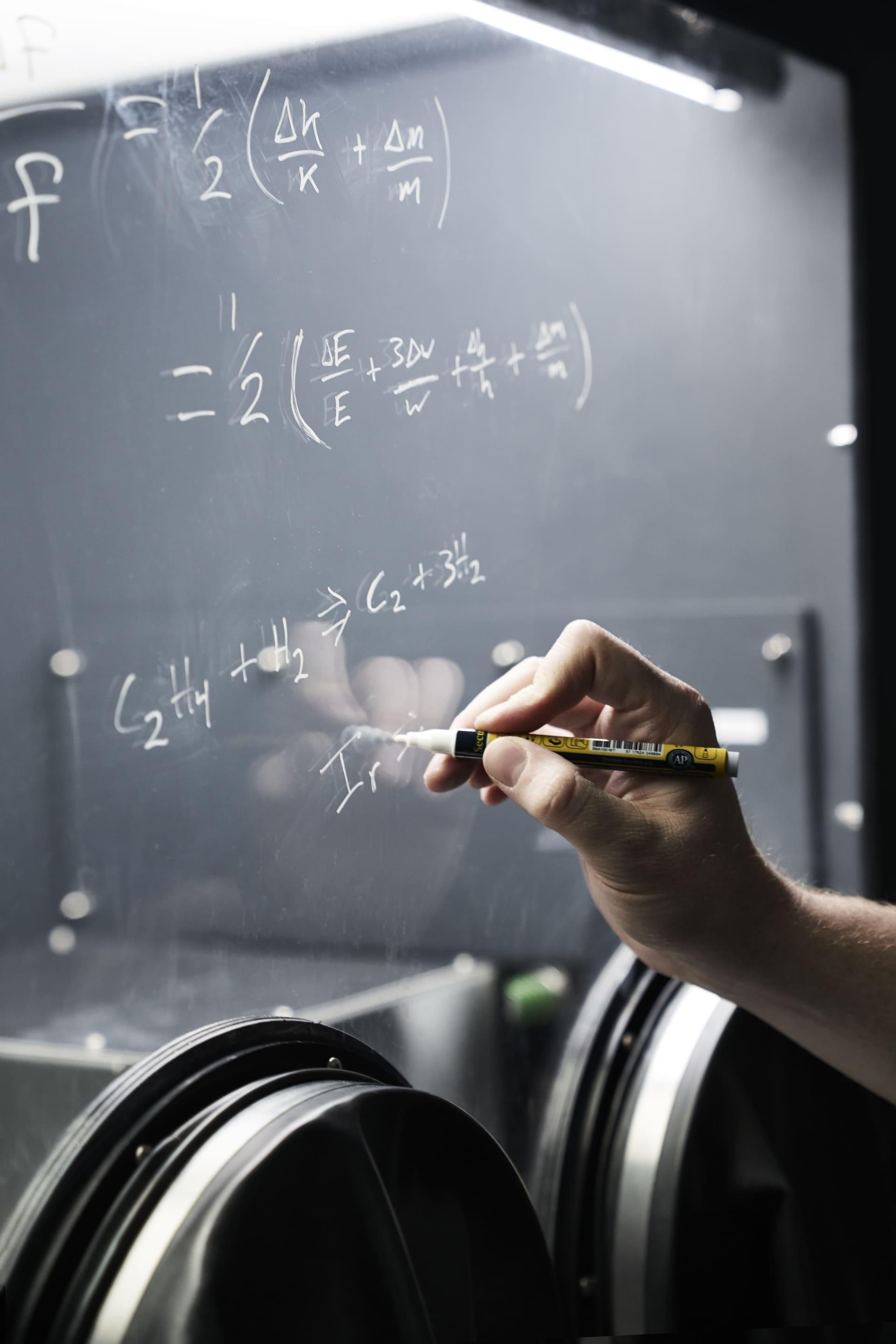 Tag Heuer представляет революционную технологию Isograph