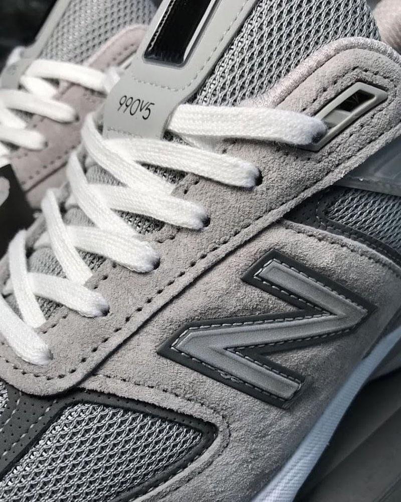 New Balance представляет кроссовки 990v5
