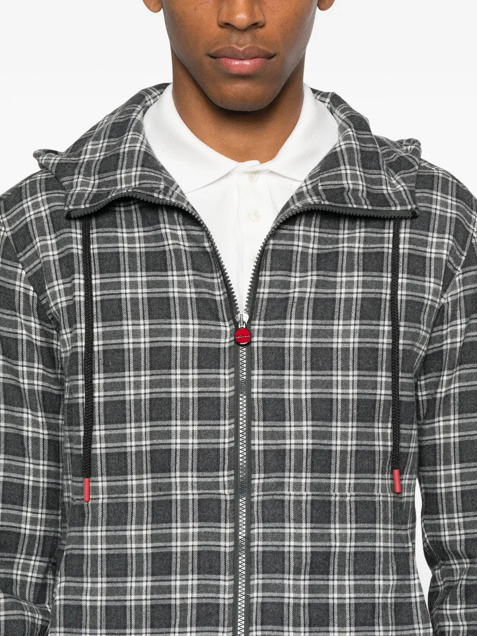 Новая коллекция Kiton SS26 в бутике Artigiani