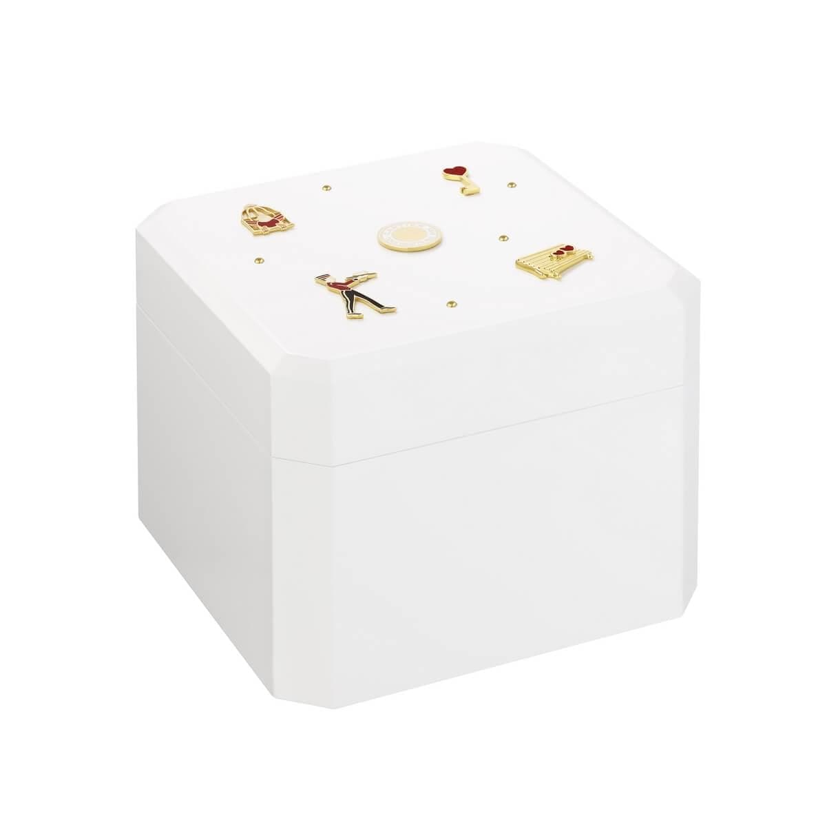 New collection of gifts and home decor from Cartier