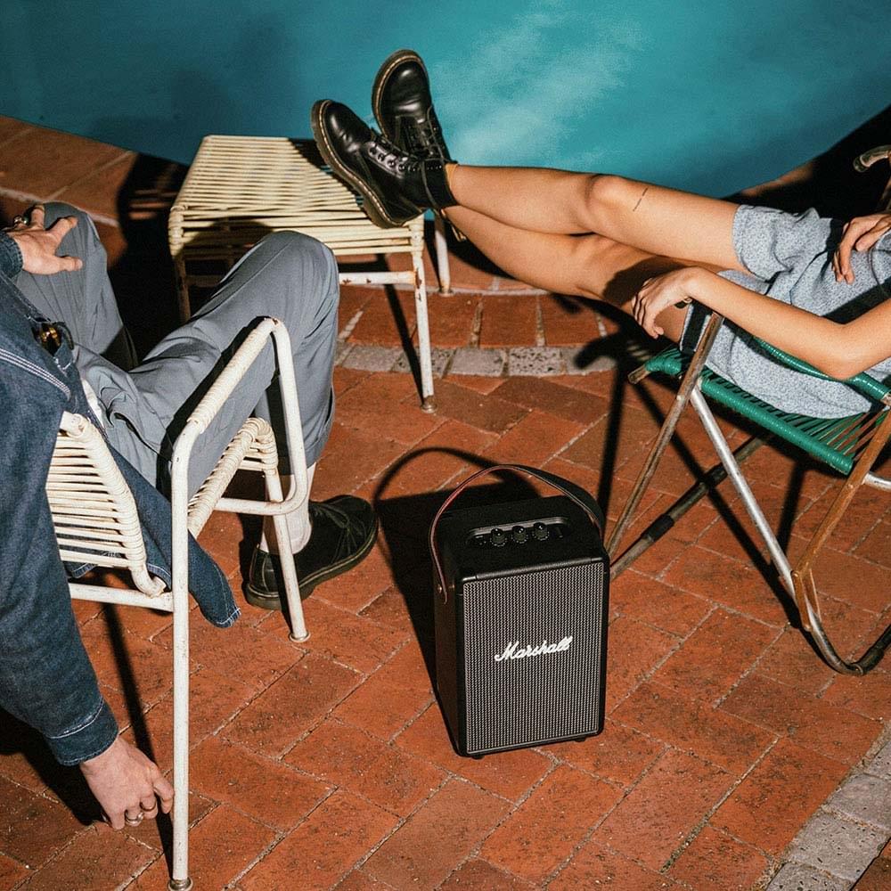 В магазине re:Store представлены новые портативные колонки Marshall