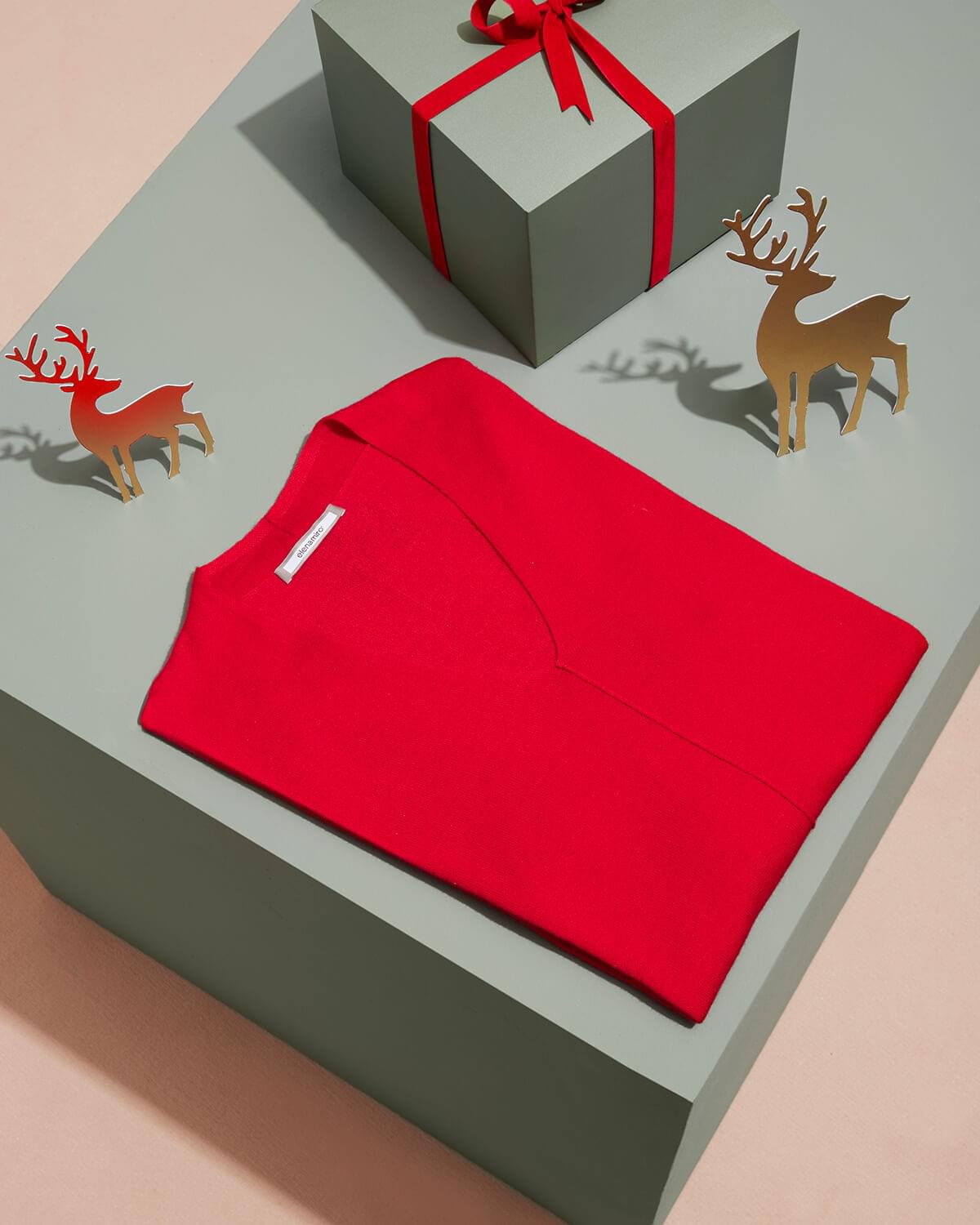 Бренд Elena Miro представил новогоднюю коллекцию