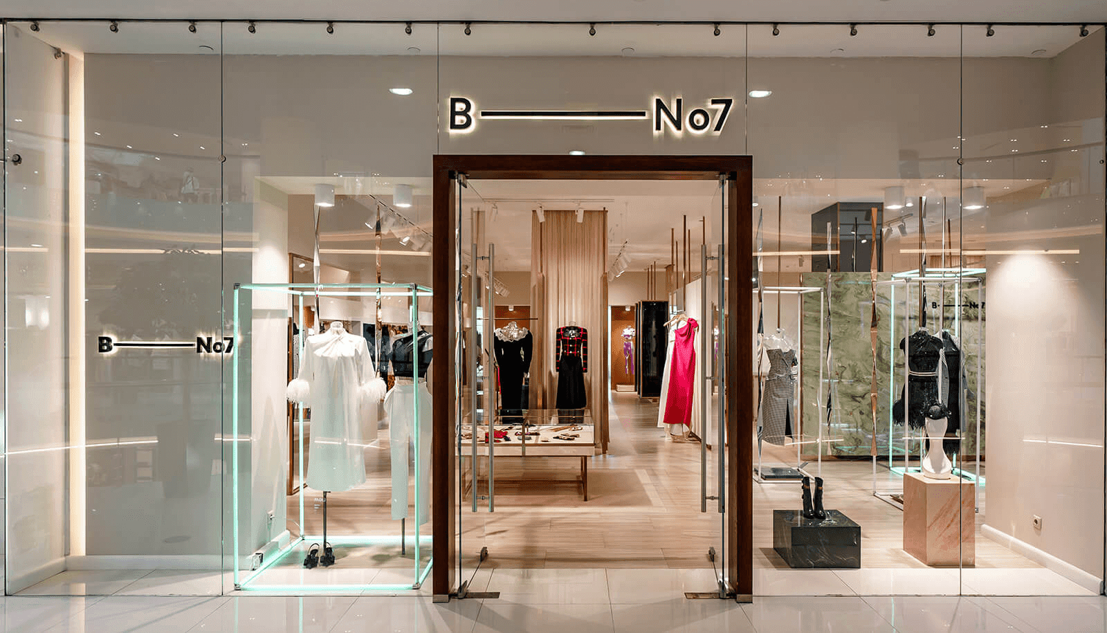 Летняя распродажа в бутике Boutique no7