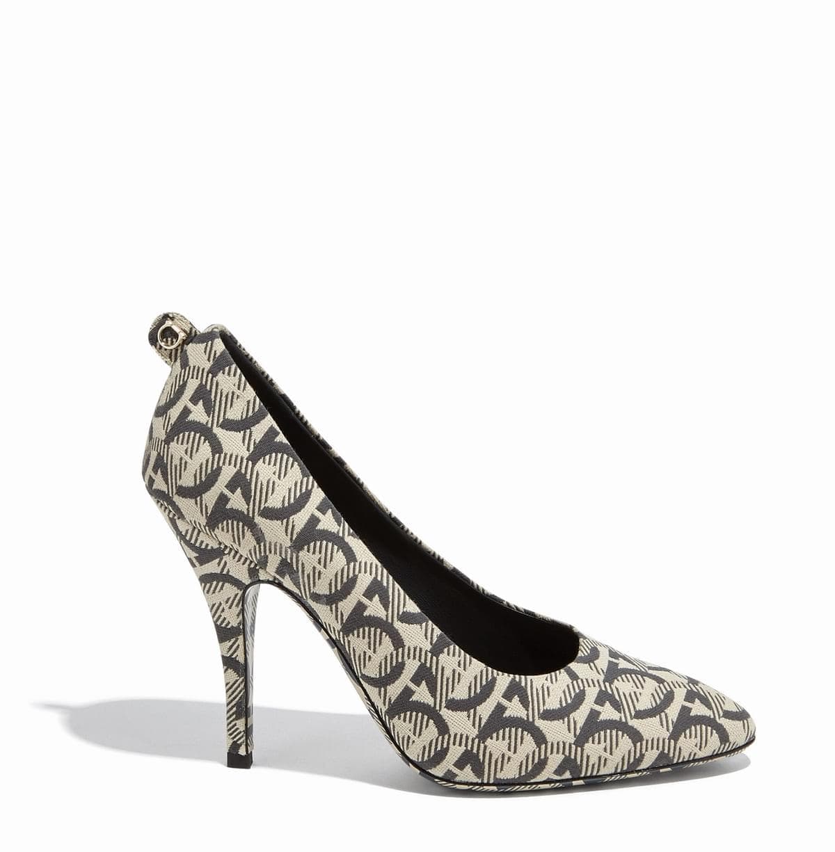 Кампания Gancini от Salvatore Ferragamo