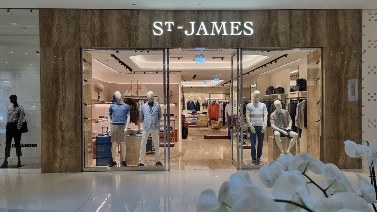 Открытие в новом пространстве бутика St-James