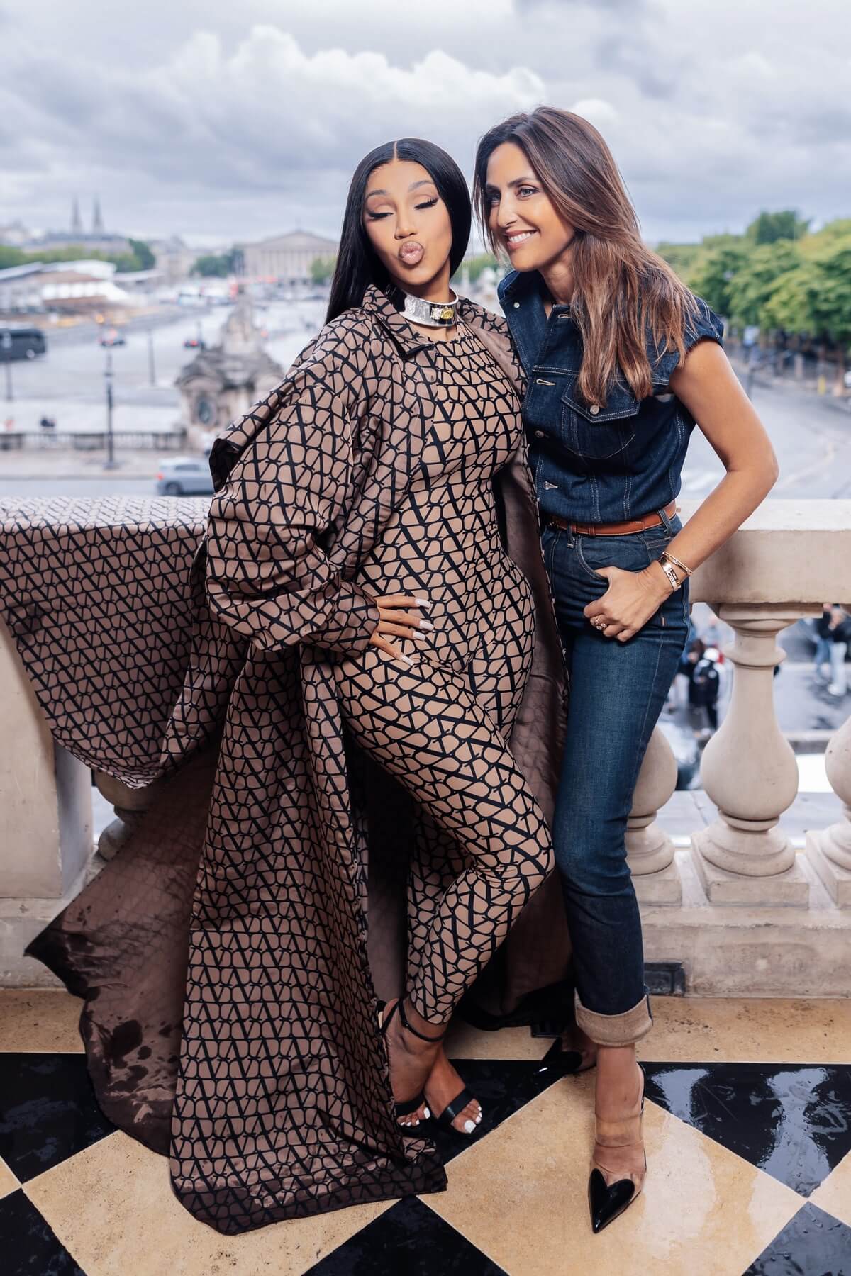 Cardi b shining in the messika chocker