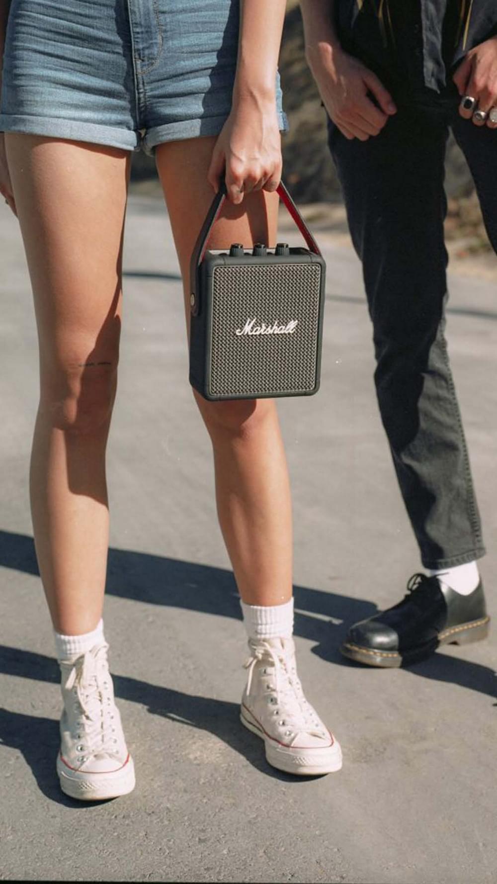 В магазине re:Store представлены новые портативные колонки Marshall