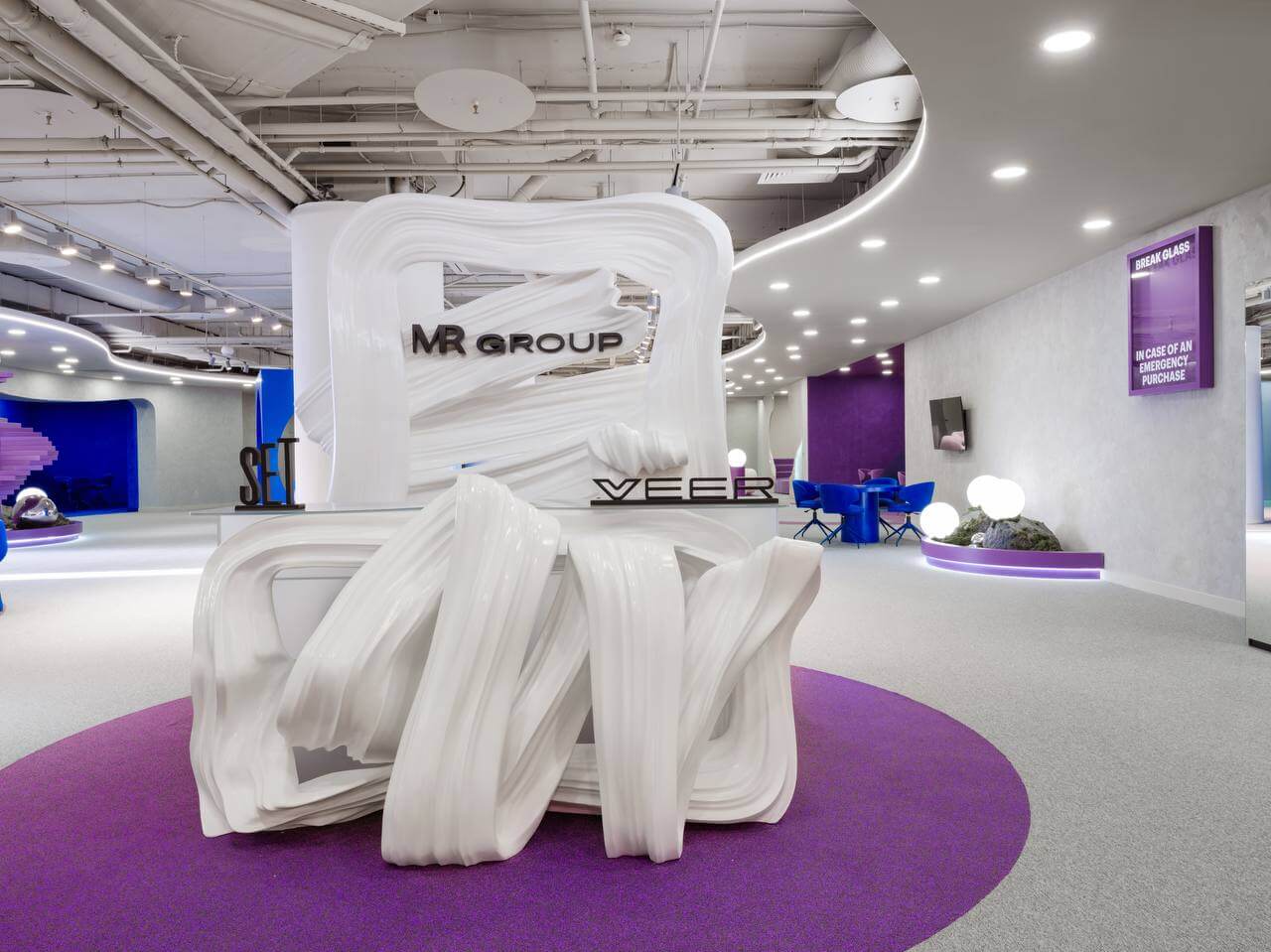 Mr group's pop-up space