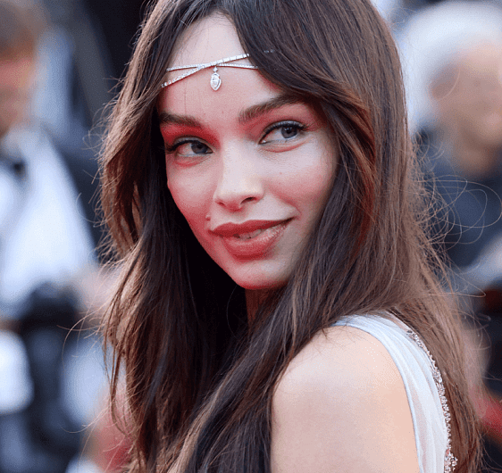 Звезды на Каннском кинофестивале в украшениях Mercury