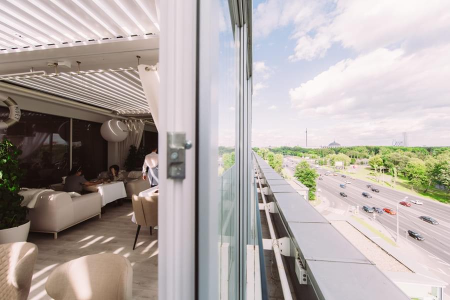 Летняя терраса в ресторане Spettacolo!