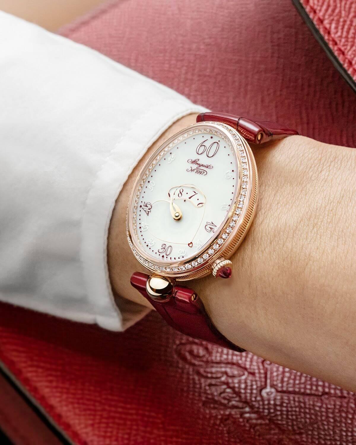 Новые часы «Сердце» ювелирного дома Breguet