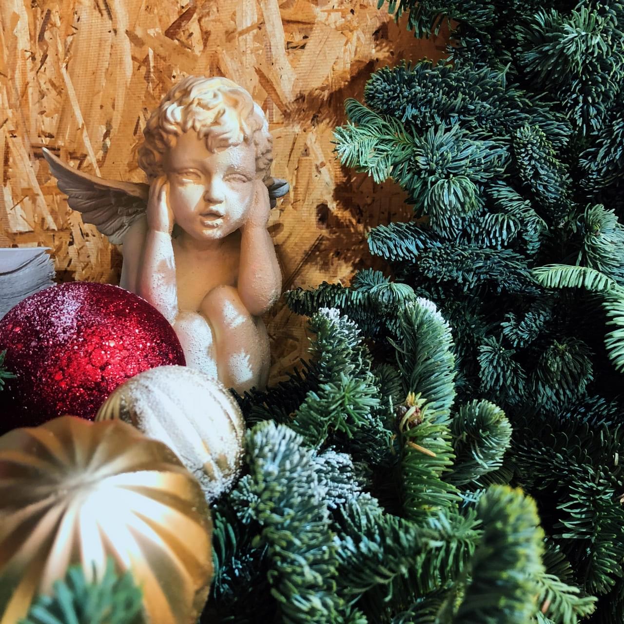 Новогодняя ярмарка во «Временах Года»