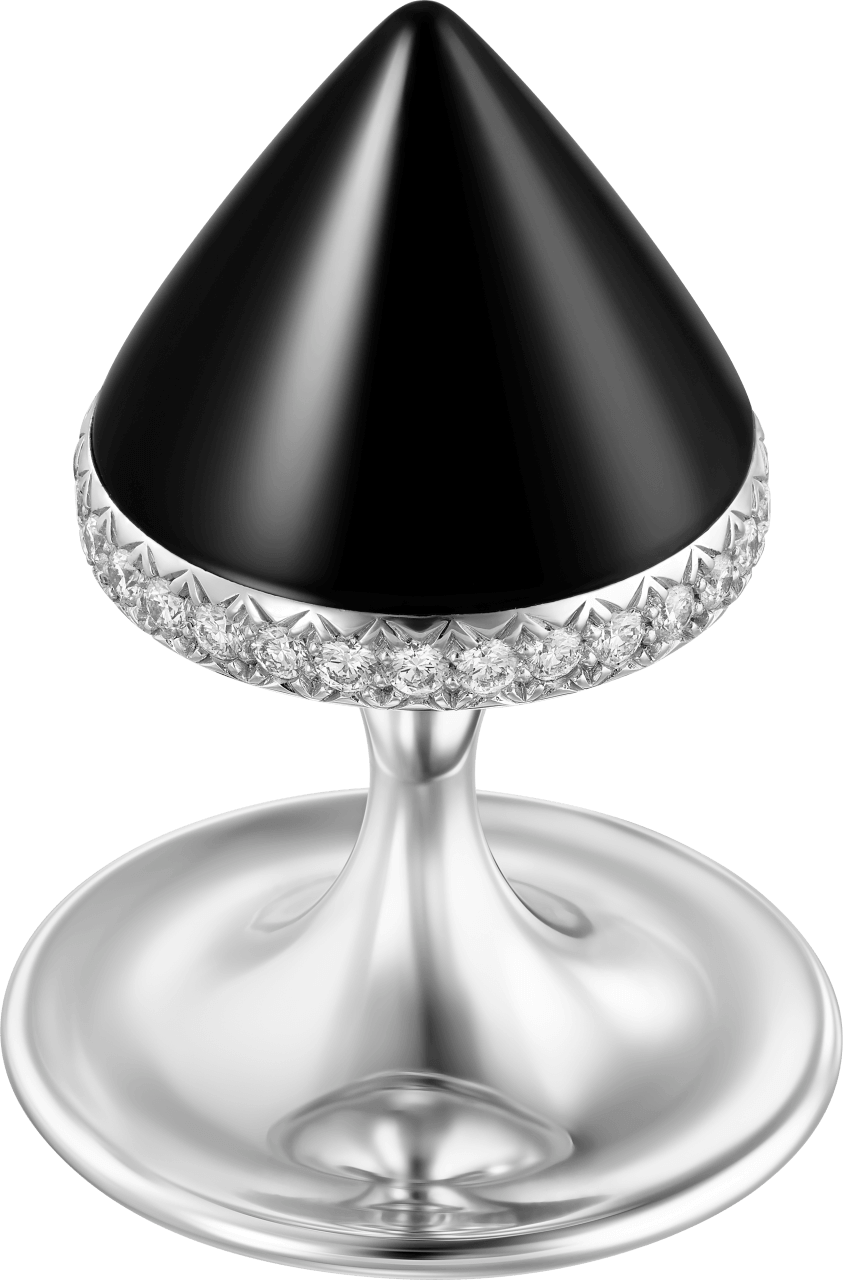 Лили Коллинз в украшениях Cartier