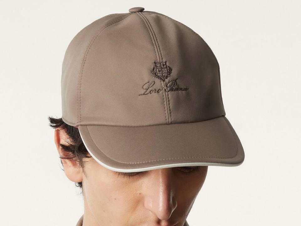 Новая коллекция Loro Piana SS26 в бутике Artigiani