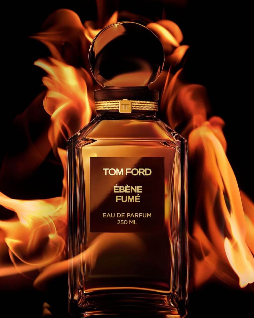 Аромат TOM FORD PRIVATE BLEND ÉBÈNE FUMÉ 
