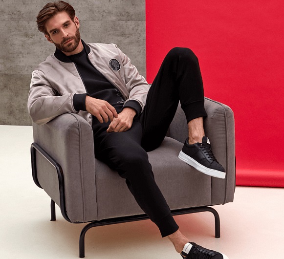 Коллекция Emporio Armani Весна-Лето 2022