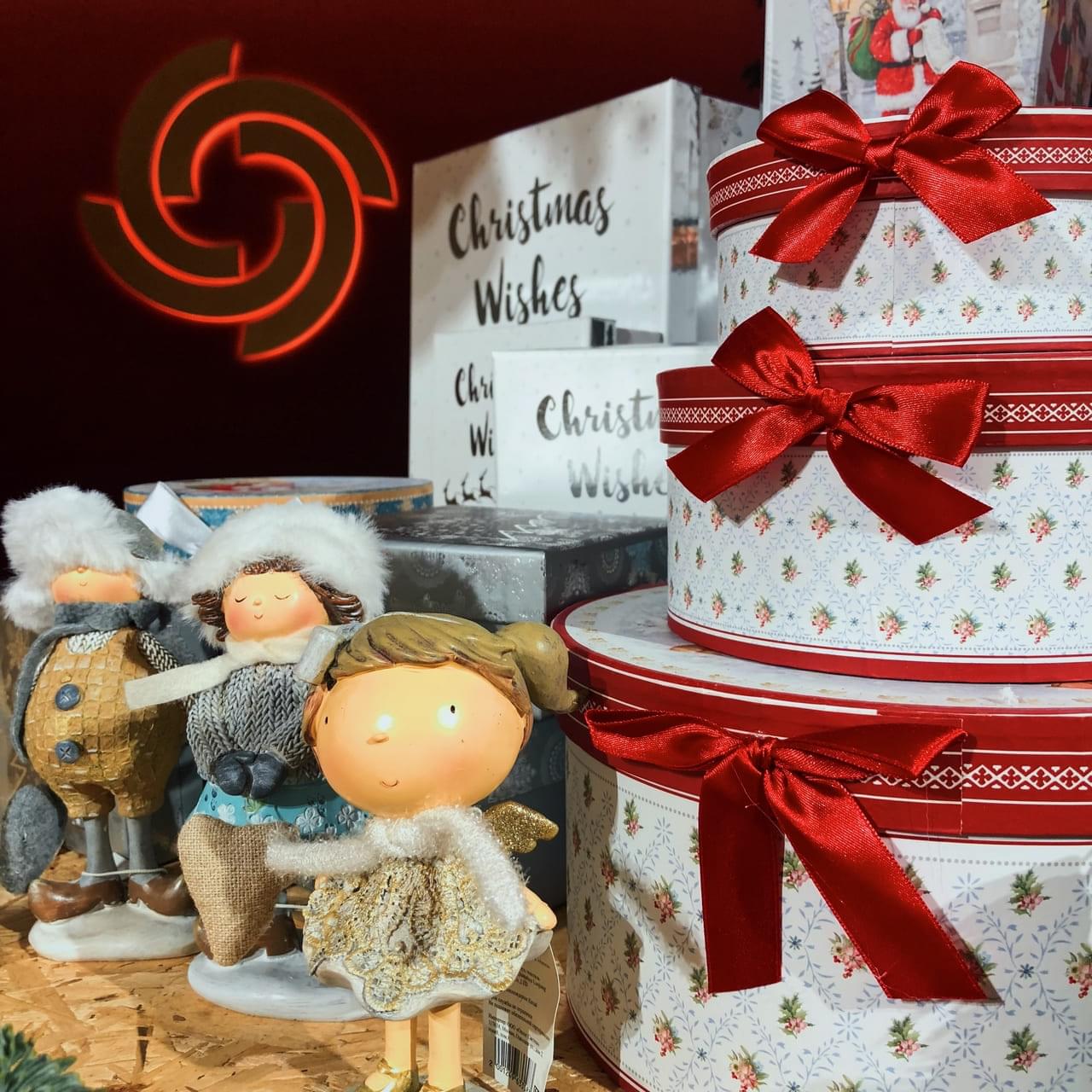 Новогодняя ярмарка во «Временах Года»