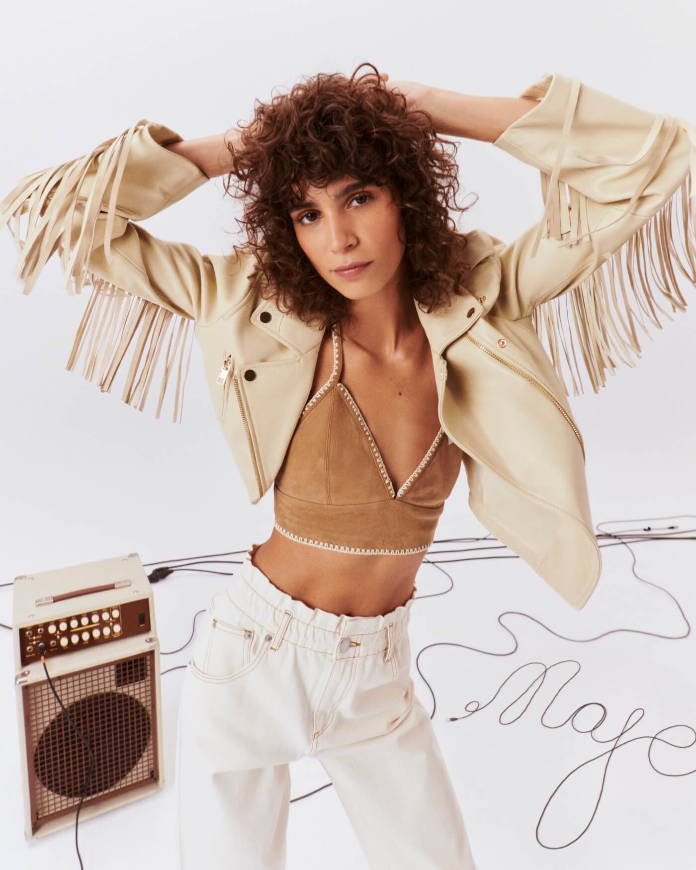 Смелые образы Maje Весна/Лето 2022