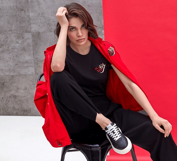 Коллекция Emporio Armani Весна-Лето 2022