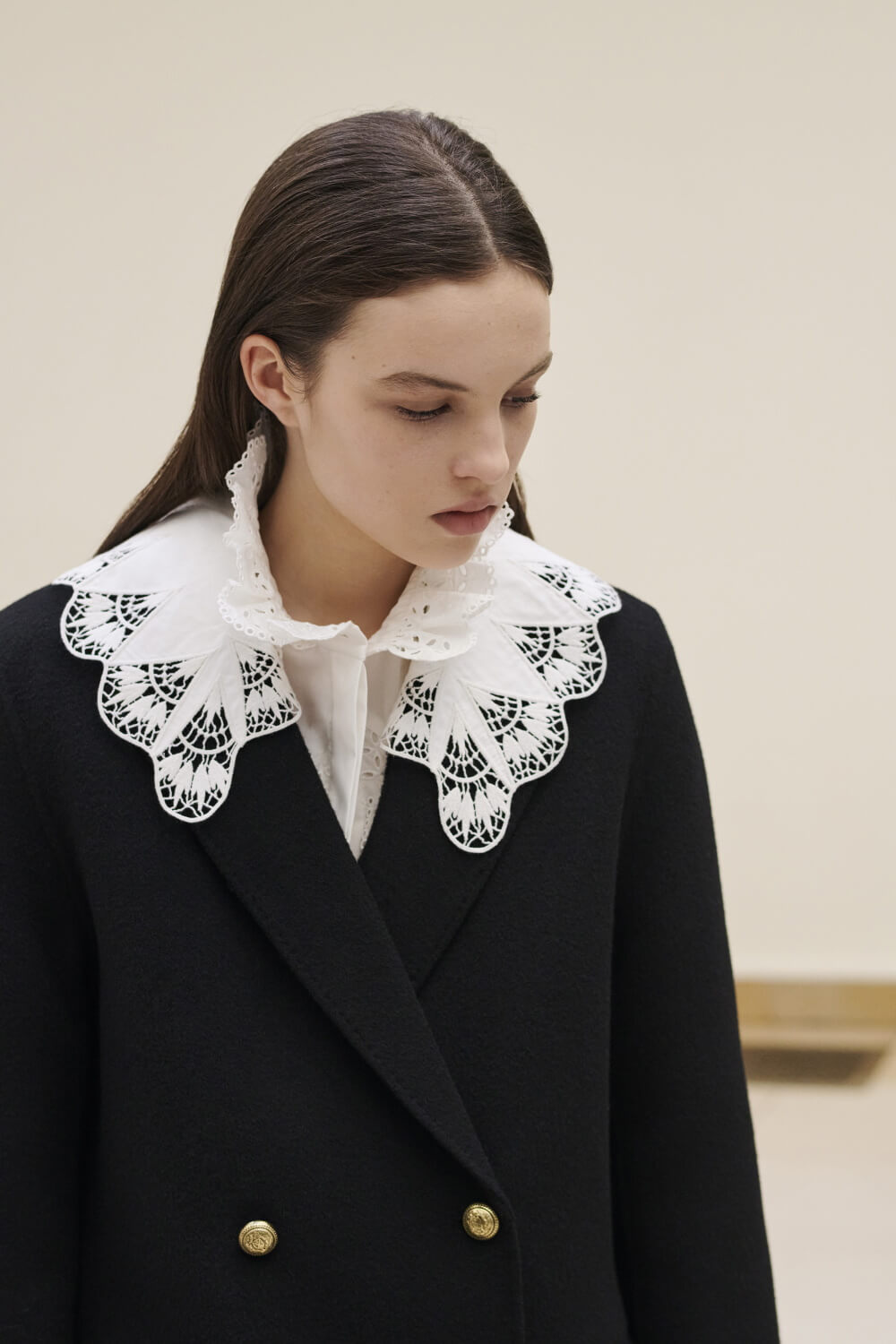 Fall-winter collection 21/22 at Sandro boutique