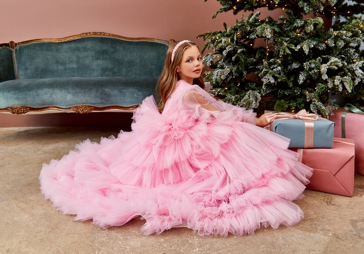 Новая коллекция платьев Sasha Kim